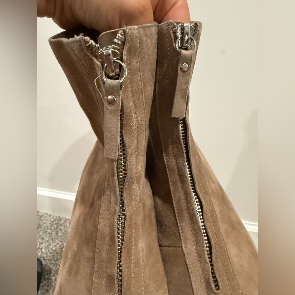 Silent D Nilly platform suede boots in taupe, size 6.5 - Picture 6 of 15